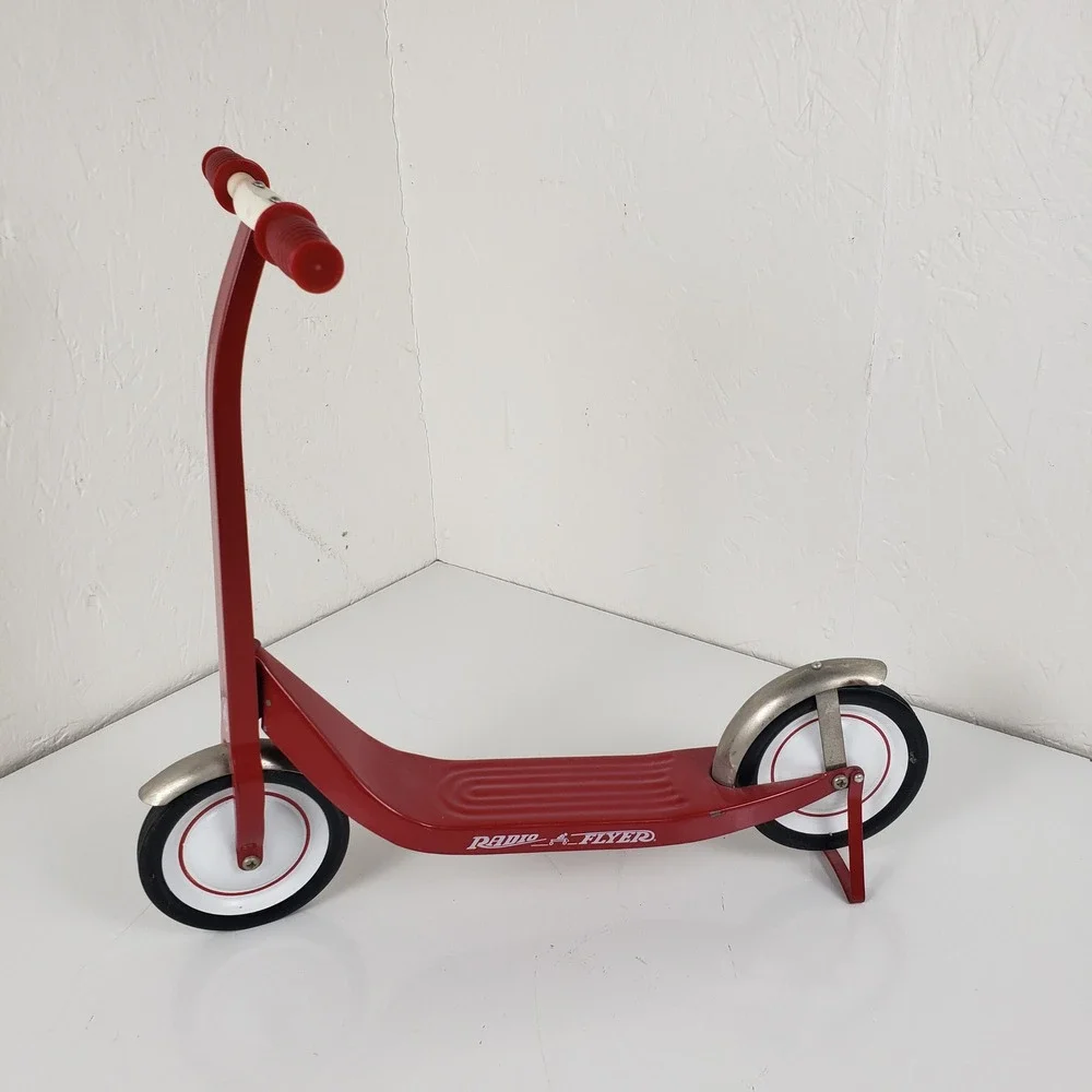 Radio‎ Flyer Miniature Scooter Red Metal Vintage Style Collectible Model Doll